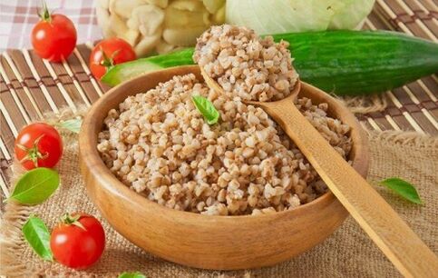 porridge di grano saraceno e verdure per dimagrire