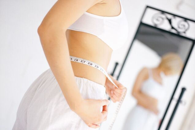Monitorare i risultati della perdita di peso in una settimana utilizzando diete express